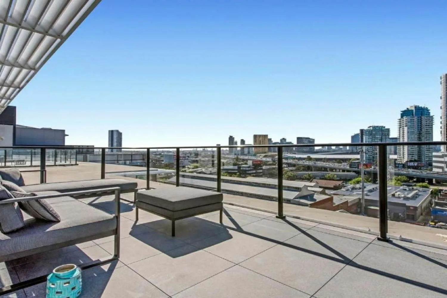 South Melbourne Penthouse Accommodation